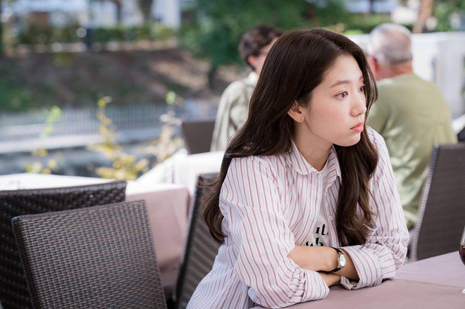 Fan Hàn tâng bốc lên mây xanh, netizen Trung tranh nhau chê Park Shin Hye béo đến mức già hẳn đi - Ảnh 8.