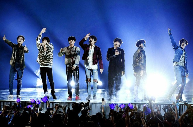 BTS đừng vội mừng v&igrave; ch&aacute;y v&eacute;, đến cả Rihanna c&ograve;n ăn &ldquo;tr&aacute;i đắng&rdquo; tại &ldquo;th&aacute;nh địa&rdquo; Wembley bởi l&yacute; do n&agrave;y! - Ảnh 6.