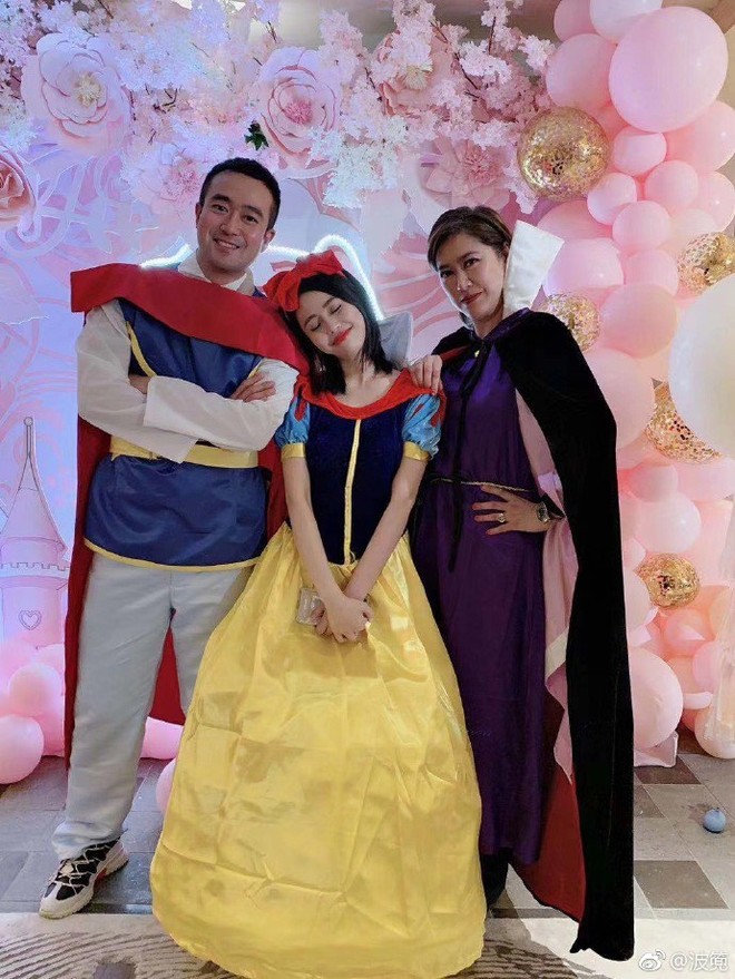 Sinh nhật ho&agrave;nh tr&aacute;ng của Angela Baby: Nữ ch&iacute;nh cosplay Elsa, d&agrave;n bạn quẩy hết m&igrave;nh, nhưng &ocirc;ng x&atilde; kh&ocirc;ng c&oacute; mặt? - Ảnh 5.