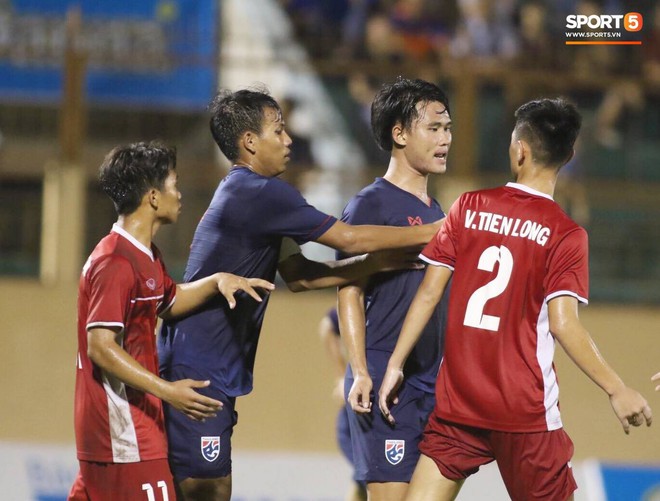 U19 Việt Nam 1-0 U19 Thái Lan (Chung kết U19 Quốc Tế): Tiểu Công Phượng Xuân Tạo tỏa sáng đem về chức vô địch cảm xúc - Ảnh 7.