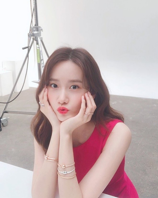 Yoona tự tin để mặt mộc vẫn đẹp như tranh và cô đã tiết lộ bí kíp để có làn da khiến bao người ngưỡng mộ - Ảnh 4.