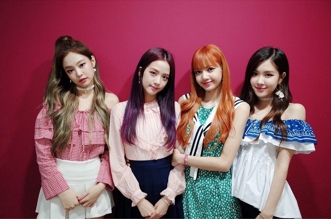 Nghịch l&yacute; kh&oacute; hiểu cho BlackPink: Cứ th&agrave;nh t&iacute;ch tốt lại tự động bị... chửi - Ảnh 1.