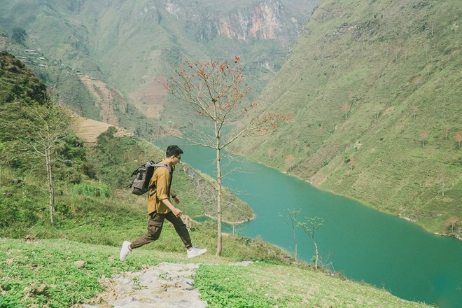 Bí kíp săn hoa ở Hà Giang chỉ mất 2 ngày và 1,5 triệu đồng: Đảm bảo vẫn vui hết nấc và đi được đủ nơi! - Ảnh 1.