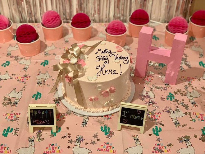 Thân Thúy Hà tổ chức tiệc đầy tháng ngập tràn sắc hồng cho con gái tại Mỹ, lần đầu hé lộ tên công chúa nhỏ - Ảnh 4.