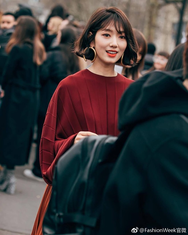 C&aacute;i gi&aacute; của sự s&agrave;nh điệu: Tai Park Shin Hye chảy xệ thấy r&otilde; chỉ v&igrave; đ&ocirc;i khuy&ecirc;n tai size &ldquo;khủng&rdquo; - Ảnh 5.