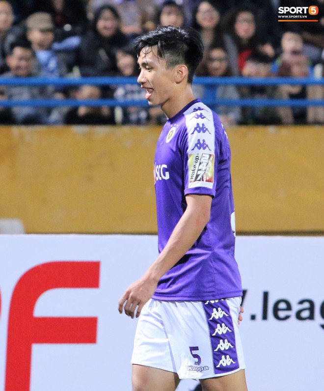 Trước giờ lên U23 Việt Nam, dàn sao Hà Nội FC và Viettel FC đã quyết chiến máu lửa dưới sự chứng kiến của thầy Park - Ảnh 16.