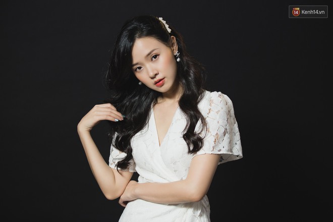 Midu 3 năm sau chia tay: Không đặt nặng chuyện người đó làm tổn thương mình thế nào, quan trọng còn duyên hay không - Ảnh 2. Midu 3 năm sau chia tay: Không đặt nặng chuyện người đó làm tổn thương mình thế nào, quan trọng còn duyên hay không - Ảnh 2.