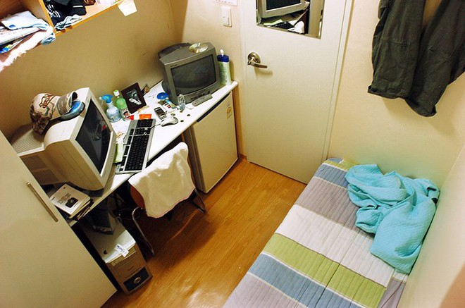 Đột nhập Goshiwon - phòng trọ hộp diêm dành cho sinh viên Hàn Quốc: Chỉ rộng 3m2, toilet bên cạnh giường ngủ - Ảnh 8.
