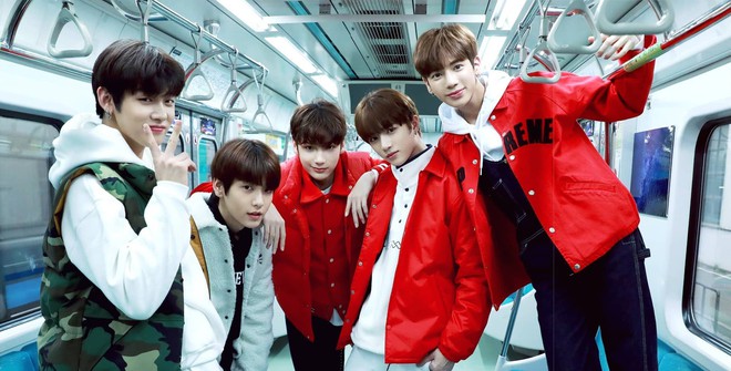 TXT bị ch&ecirc; nhạt nhẽo, an to&agrave;n: Big Hit đang hụt hơi hay giấu qu&acirc;n b&agrave;i &ldquo;tẩy&rdquo;? - Ảnh 1.
