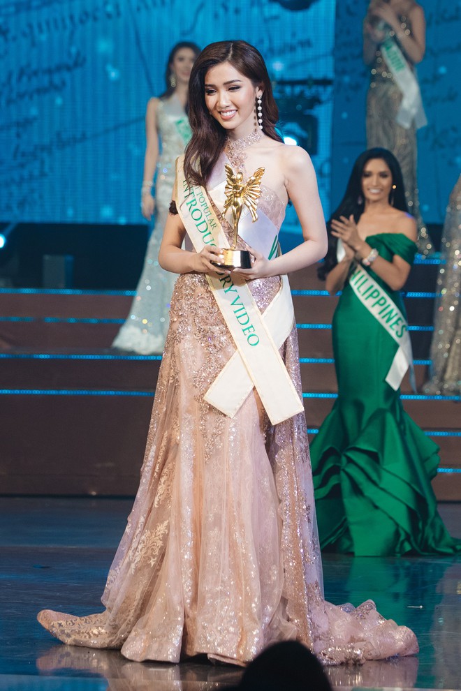 Đại diện Mỹ đăng quang, Đỗ Nhật Hà dừng chân tại Top 6 trong đêm Chung kết Hoa hậu Chuyển giới Quốc tế 2019 - Ảnh 9.