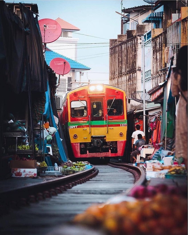 Đã dò ra đường đến khu chợ đường ray độc nhất vô nhị nằm ở ngoại ô Bangkok - Ảnh 7.