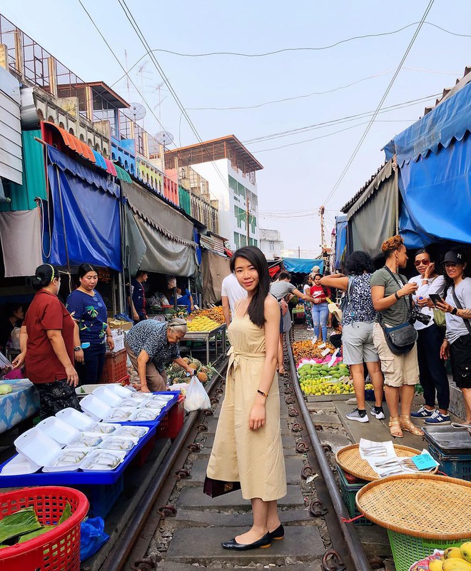 Đã dò ra đường đến khu chợ đường ray độc nhất vô nhị nằm ở ngoại ô Bangkok - Ảnh 8.