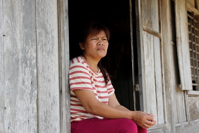 Giọt nước mắt hạnh phúc của người phụ nữ trở về sau 23 năm bị bán sang Trung Quốc - Ảnh 6.