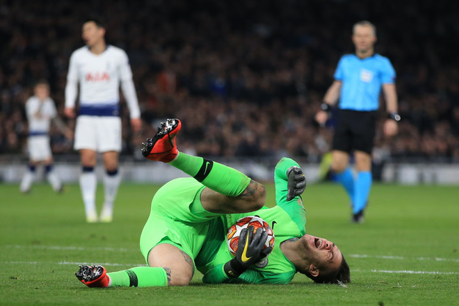 Những thống k&ecirc; tồi tệ của Man City sau trận thua bạc nhược trước Tottenham - Ảnh 1.