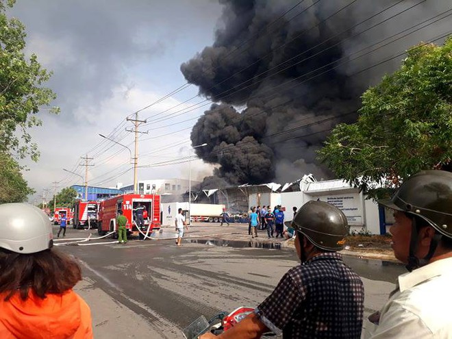Cháy khu công nghiệp Sóng Thần 2 hôm nay