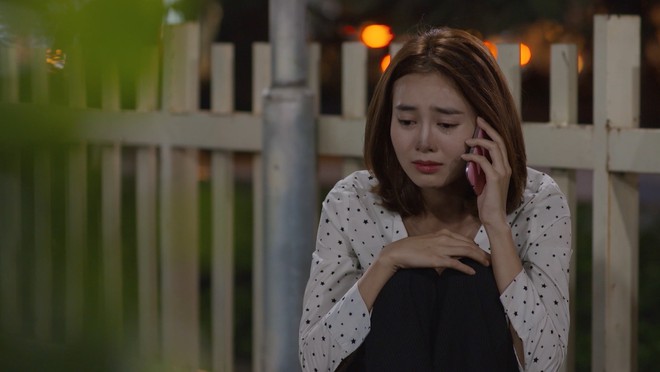 Tưởng m&igrave;nh diễn giỏi, Hạ Linh lại qu&ecirc;n mất An Chi mới l&agrave; đạo diễn m&agrave;n kịch Mối T&igrave;nh Đầu Của T&ocirc;i - Ảnh 6.