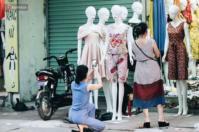 Ở Hà Nội, có góc phố hàng nghìn chân dài đứng ngay ngắn, nghiêm túc nhưng đôi khi khiến người ta hết hồn - Ảnh 9.