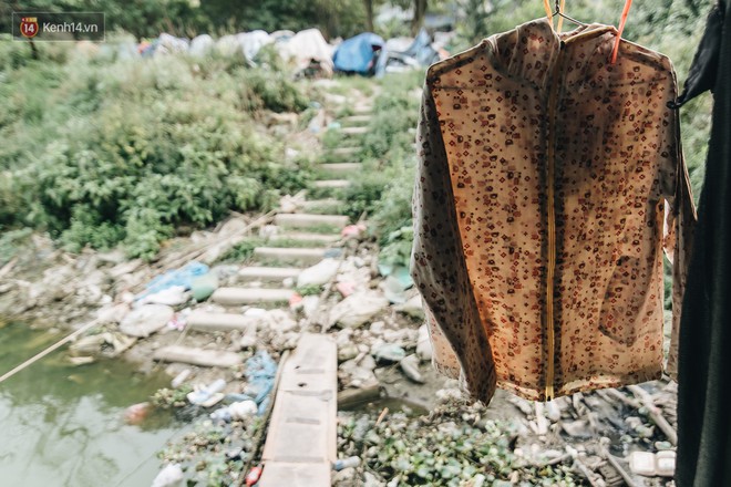 Cuộc sống lênh đênh trên thuyền của người lao động nhập cư ở Hà Nội: "Chả có gì khó khăn, đông vui là chính" - Ảnh 17.