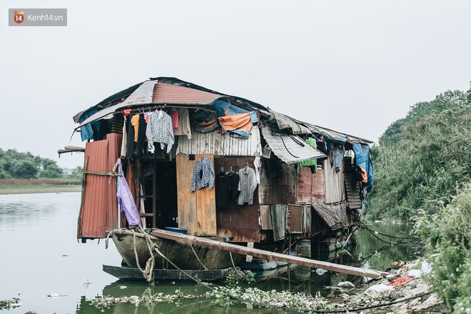 Cuộc sống l&#234;nh đ&#234;nh tr&#234;n thuyền của người lao động nhập cư ở H&#224; Nội: &quot;Chả c&#243; g&#236; kh&#243; khăn, đ&#244;ng vui l&#224; ch&#237;nh&quot; - Ảnh 5.