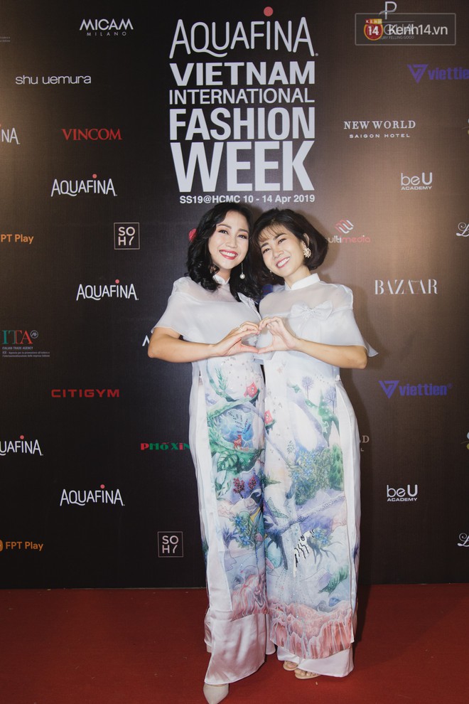 Mai Phương tái xuất rạng rỡ, diện áo dài đôi cùng Ốc Thanh Vân trên thảm đỏ Aquafina Vietnam International Fashion Week - Ảnh 1.