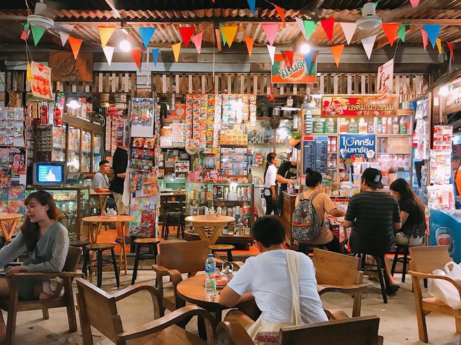 Quẩy nhiệt tình với Tết té nước Songkran xong đừng quên ghé qua khu chợ đêm nổi tiếng này ở Bangkok để ăn sập thế giới nhé! - Ảnh 6.