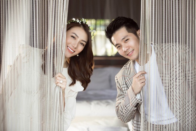 Cận ng&agrave;y trọng đại, L&ecirc; H&agrave; tung trọn bộ ảnh cưới l&atilde;ng mạn chẳng k&eacute;m phim H&agrave;n c&ugrave;ng h&ocirc;n phu điển trai - Ảnh 12.