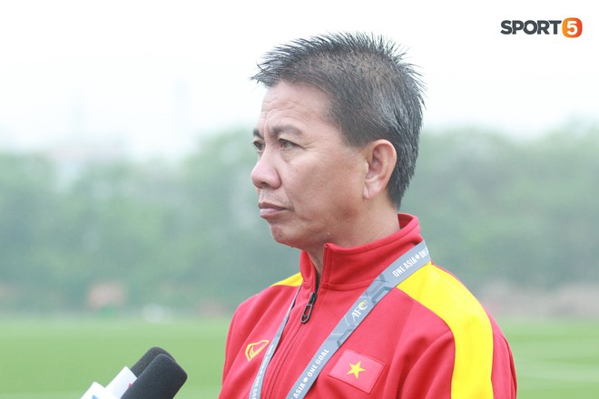 HLV Hoàng Anh Tuấn: U18 Việt Nam cần có cả chuyên môn và đạo đức để thành công - Ảnh 2.