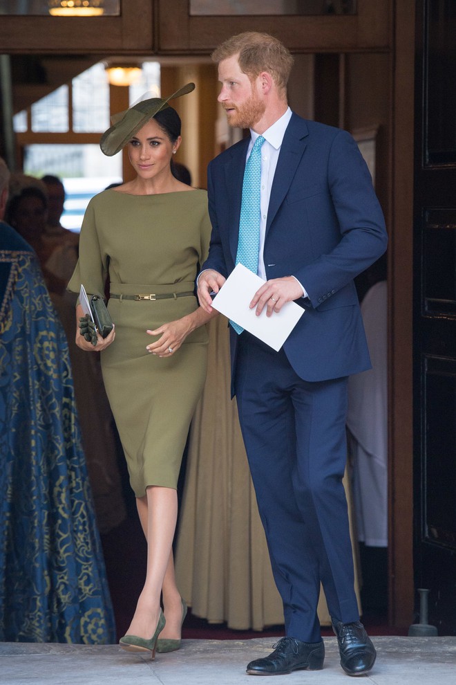 Đến Tổng biên tập Vogue Anna Wintour cũng dành lời tán dương cho style của Meghan Markle: “Cô ấy đại diện cho hình ảnh người phụ nữ độc lập” - Ảnh 3.