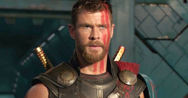 Ngo&agrave;i đ&oacute;ng bỉm, fan Marvel xem Endgame nhớ mang theo khăn x&ocirc; để tạm biệt gấu misa nh&eacute;! - Ảnh 4.