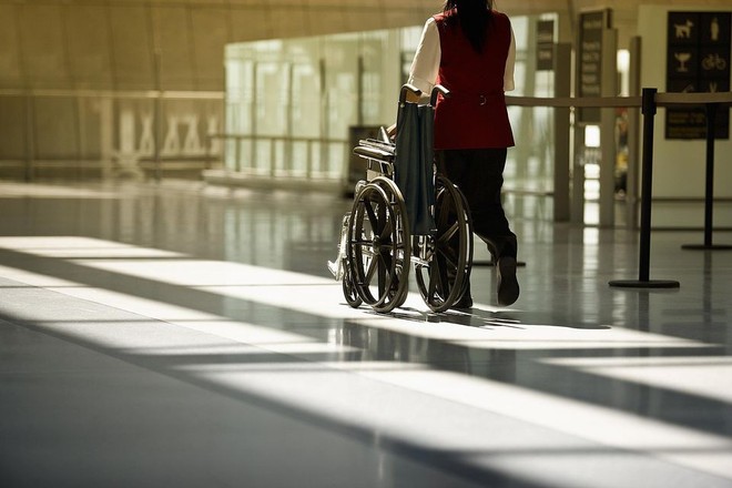 Vietjet Air lên tiếng về vụ việc không cung cấp dịch vụ hỗ trợ xe lăn cho hành khách khuyết tật - Ảnh 3.
