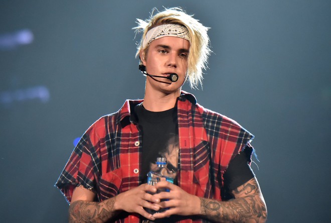 Vừa tuyên bố tạm nghỉ ca hát chưa lâu, Justin Bieber đã tung teaser ca khúc hợp tác cùng hơn 30 ngôi sao nổi tiếng - Ảnh 3.
