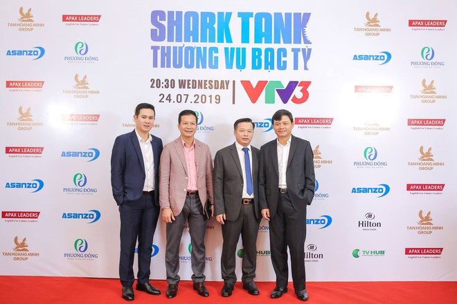 Shark Tank mùa 3: Info cá mập mới toanh từng chụp ảnh, bưng phở mưu sinh trước khi trở thành chủ tịch tập đoàn - Ảnh 1.
