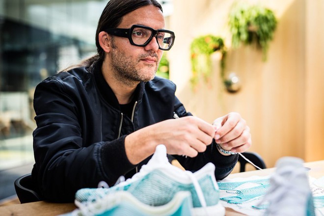 Khi thời trang lên tiếng: ‘Gã khổng lồ’ adidas và lời hứa sản xuất 11 triệu đôi giày tái chế từ rác thải nhựa trong năm 2019 - Ảnh 5.