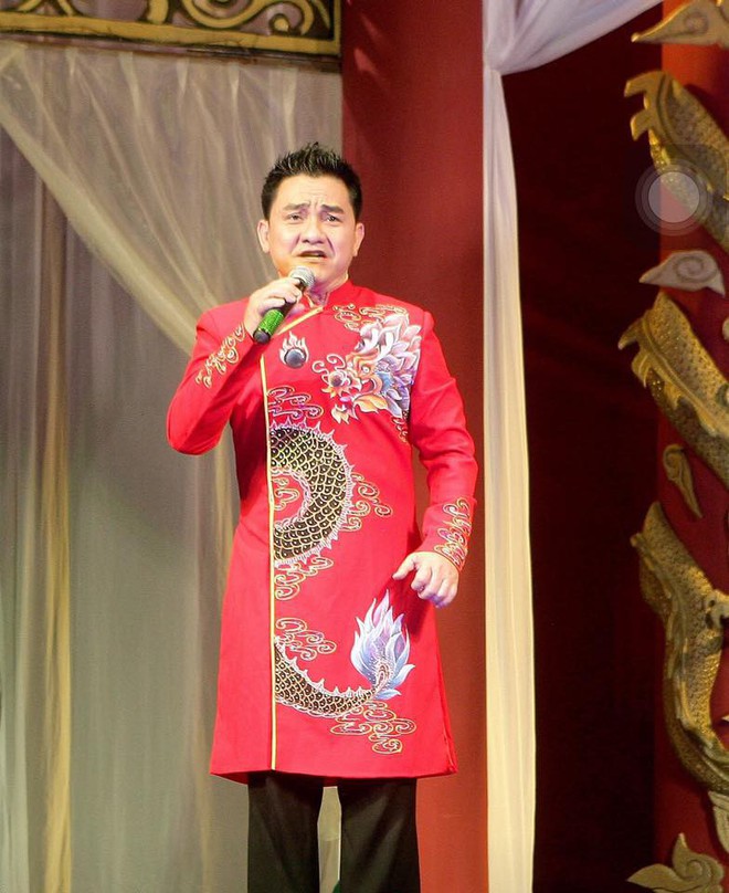 Diễn vi&ecirc;n h&agrave;i Anh Vũ: 19 năm chống chọi với căn bệnh ung thư vẫn miệt m&agrave;i mang tiếng cười đến cho kh&aacute;n giả tới ph&uacute;t cuối c&ugrave;ng  - Ảnh 8.