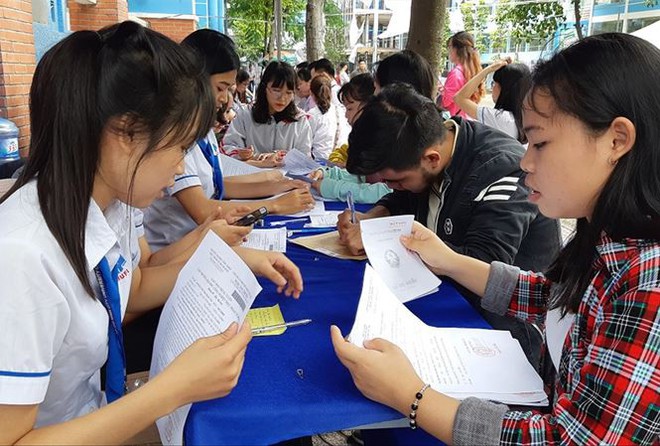 Bắt đầu đăng ký xét tuyển ĐH,CĐ: Lưu ý điều này để đừng trượt oan - Ảnh 1.