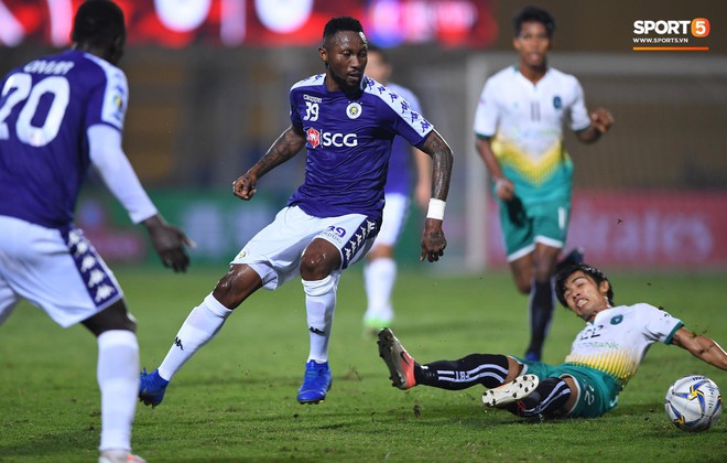 HLV Park Hang-seo, thủ môn Tiến Dũng phản ứng đầy cảm xúc khi Hà Nội FC thua ở AFC Cup 2019 - Ảnh 9.