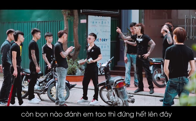 Kênh YouTube từng kiếm 450 triệu/tháng cho Khá Bảnh bị tắt kiếm tiền tất cả các video - Ảnh 1.