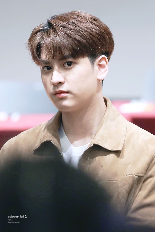 Tấm ảnh bắt lú nhất ngày: Đây là Chanyeol (EXO) hay sao nhí Người thừa kế một thời Chanwoo (iKON)? - Ảnh 3.