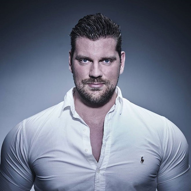 Gặp gỡ lực sĩ đ&ocirc; nhất thế giới, người biến Thần sấm Bjornsson cao 2m06 th&agrave;nh nhỏ b&eacute; thế n&agrave;y đ&acirc;y - Ảnh 4.