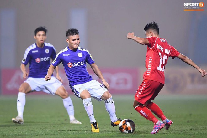 Quang Hải ăn mừng ngạo nghễ như Ronaldo sau khi ghi b&agrave;n nhấn ch&igrave;m Hải Ph&ograve;ng - Ảnh 5.