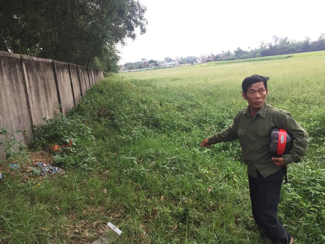 Vụ nữ sinh lớp 2 nghi bị nam sinh lớp 8 xâm hại: “Tôi thấy cháu không mặc quần, cả áo trắng đầy máu” - Ảnh 1.