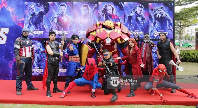 Nhiệt độ mùa hè cũng không nóng bằng không khí buổi ra mắt siêu bom tấn Avengers: Endgame chiều 24/4 - Ảnh 9.