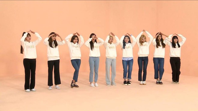 TWICE tố thành viên bỏ bê nhóm chat chung chính là... - Ảnh 1.