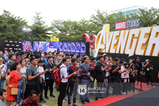 Fan vượt nắng vượt gió, sẵn sàng nhịn... đi vệ sinh để được xem Avengers: Endgame trọn vẹn - Ảnh 1.