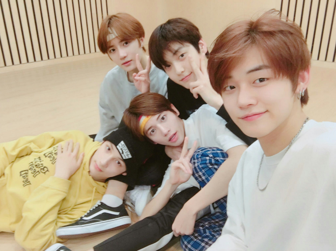 Công bố tên fandom nhưng TXT lại gây tranh cãi vì đụng hàng 100% với đàn chị SNSD - Ảnh 3.