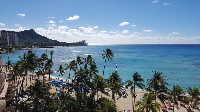 Bãi biển đẹp nổi tiếng thế giới của Hawaii đang gặp vấn đề hết sức nghiêm trọng - Ảnh 2.