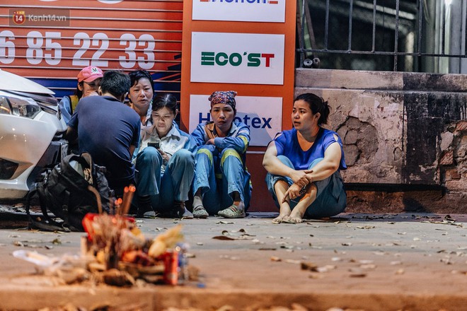 Sự ra đi của nữ công nhân môi trường và nỗi ám ảnh người ở lại: Những phận đời phu rác bám đường phố Hà Nội mưu sinh - Ảnh 3.
