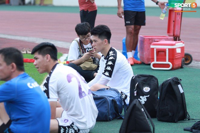 Trong ng&agrave;y sinh nhật, Đ&igrave;nh Trọng nhận mu&ocirc;n ng&agrave;n y&ecirc;u thương từ mọi người trừ... đ&agrave;n anh Văn C&ocirc;ng - Ảnh 17.