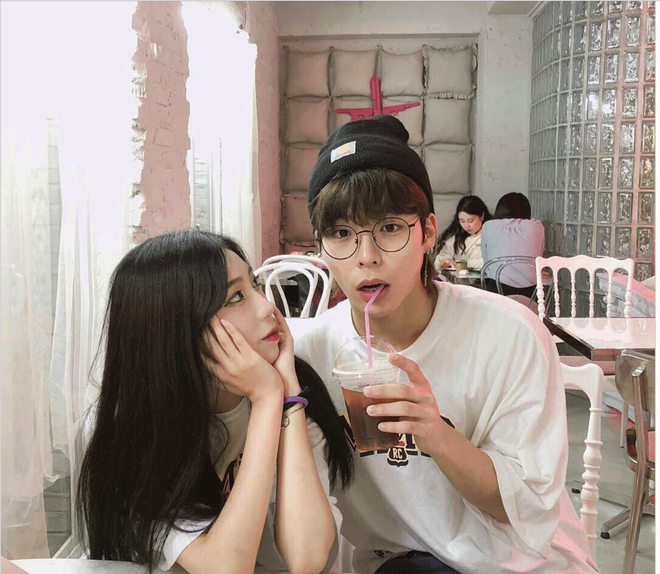 Đứng h&igrave;nh khi crush rủ đi coi Endgame: Em kh&ocirc;ng th&iacute;ch si&ecirc;u anh h&ugrave;ng nhưng th&iacute;ch ở cạnh anh 3 tiếng! - Ảnh 1.