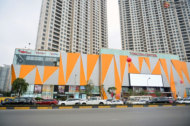H&agrave; Nội: Ch&iacute;nh thức khai trương Vincom Center thứ 10 tại Trần Duy Hưng - Ảnh 5.